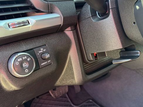 Used 2017 GMC Acadia Limited SLT image 17