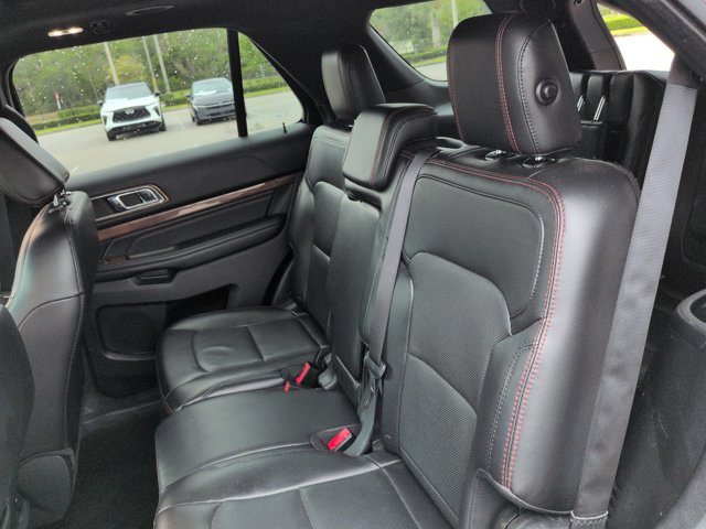 Used 2018 Ford Explorer Sport w/ Equipment Group 401A AWD/4WD image 15