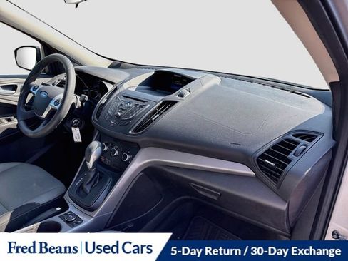 Used 2016 Ford Escape SE w/ SE Cold Weather Package AWD/4WD image 35