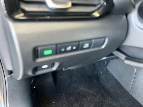 Certified 2023 Nissan Sentra SV w/ All-Weather Package FWD image 44