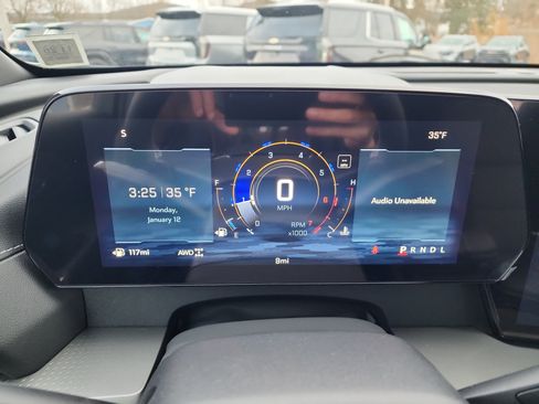 New 2026 Chevrolet Traverse LT w/ Midnight/Sport Edition image 21