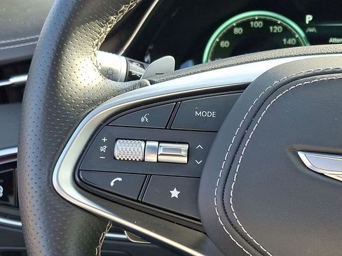 Used 2024 Genesis GV70 2.5T Sport Prestige w/ Sport Prestige Package image 17