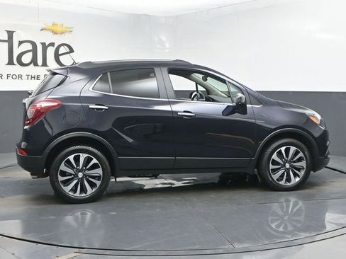 Used 2021 Buick Encore Preferred w/ Safety Package II AWD/4WD image 32