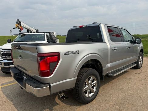 Used 2024 Ford F150 XLT AWD/4WD image 4