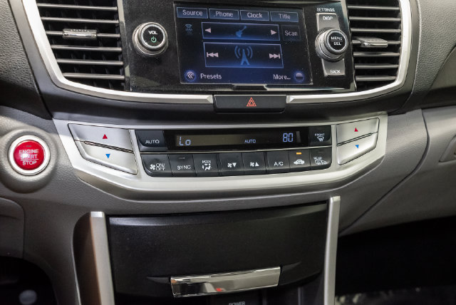 Used 2015 Honda Accord EX-L image 22