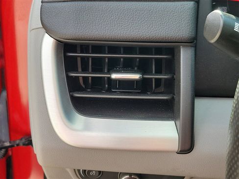 Used 2023 GMC Terrain SLE image 30