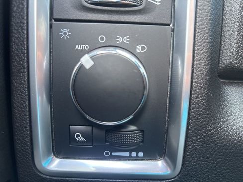 Used 2022 RAM 1500 Classic Warlock w/ Electronics Group AWD/4WD image 17