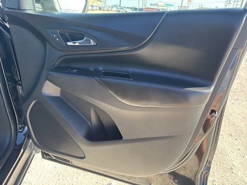 Used 2021 Chevrolet Equinox LT image 20