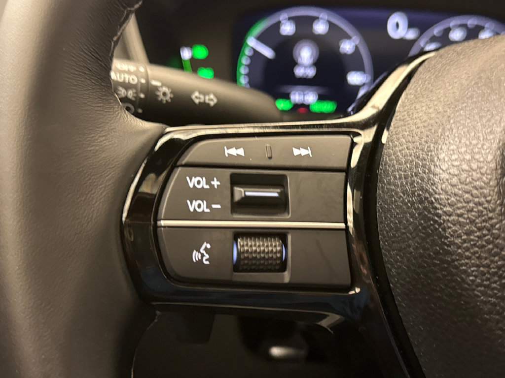 Certified 2026 Honda Civic FWD Hybrid Sedan image 32