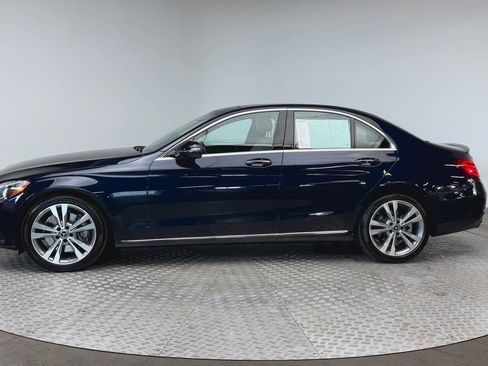 Used 2017 Mercedes-Benz C 300 Sedan image 5