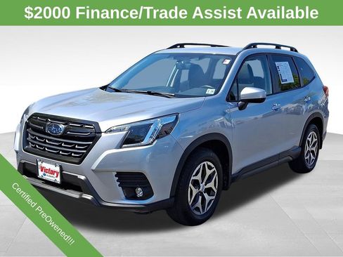 Used 2024 Subaru Forester Premium AWD/4WD image 3
