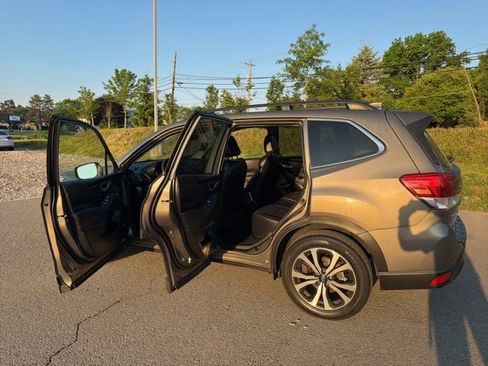 Used 2021 Subaru Forester Limited AWD/4WD image 15