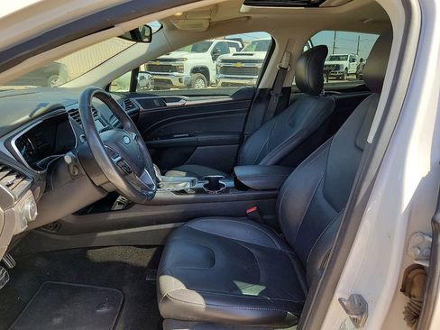 Used 2014 Ford Fusion Titanium image 19