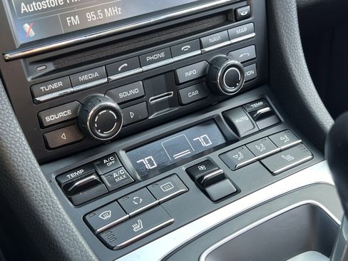 Used 2012 Porsche 911 Carrera S image 23