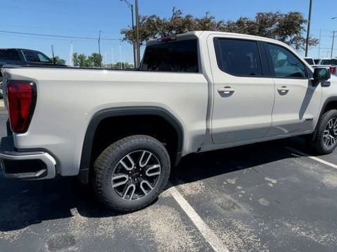 New 2026 GMC Sierra 1500 AT4 w/ Technology Package AWD/4WD image 2