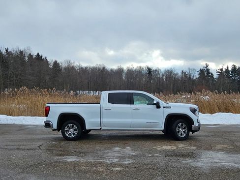 Certified 2025 GMC Sierra 1500 SLE w/ Preferred Package image 3
