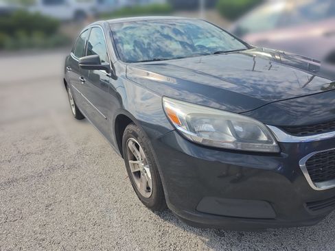 Used 2014 Chevrolet Malibu LS w/ Protection Package FWD image 2