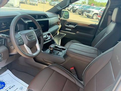 New 2026 GMC Sierra 1500 Denali w/ Denali Reserve Package AWD/4WD image 16