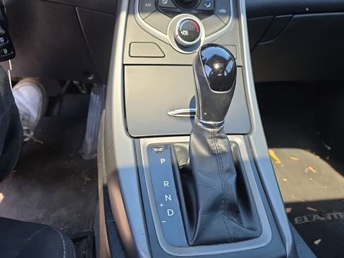 Used 2015 Hyundai Elantra SE w/ Option Group 03 FWD image 18