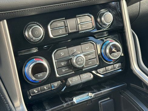 Used 2024 GMC Yukon XL Denali w/ LPO, Floor Liner Package image 28