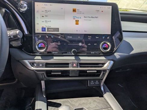 Used 2026 Lexus RX 350 w/ Convenience Package image 20