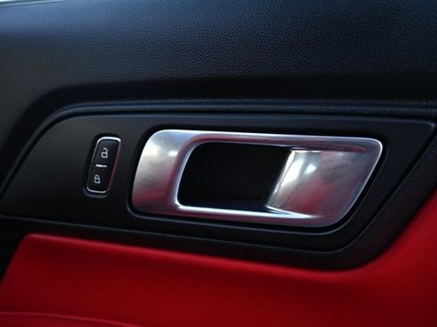 Used 2020 Ford Mustang Coupe RWD image 39