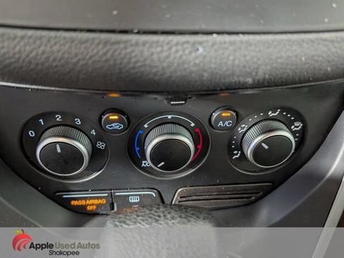 Used 2016 Ford Escape SE w/ SE Cold Weather Package AWD/4WD image 17