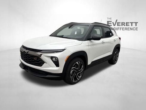 New 2026 Chevrolet TrailBlazer RS w/ Convenience Package FWD image 9
