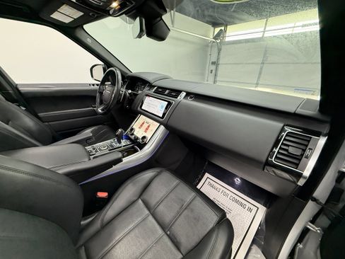 Used 2018 Land Rover Range Rover Sport HSE Dynamic image 23