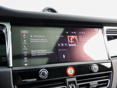 New 2026 Porsche Macan S image 18