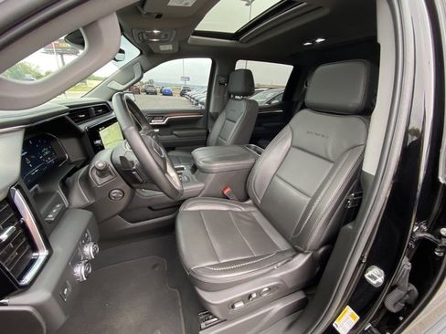 Used 2024 GMC Sierra 1500 Denali w/ Denali Reserve Package image 24