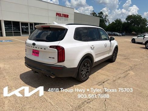 Certified 2021 Kia Telluride SX w/ SX Prestige Package AWD/4WD image 11