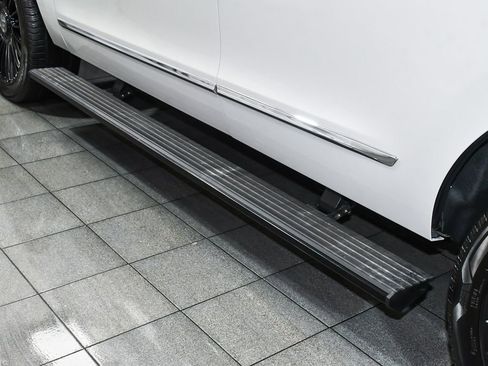 Used 2023 Lincoln Navigator Reserve image 81