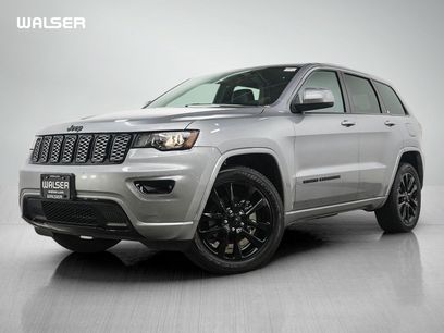 Used 2020 Jeep Grand Cherokee Altitude