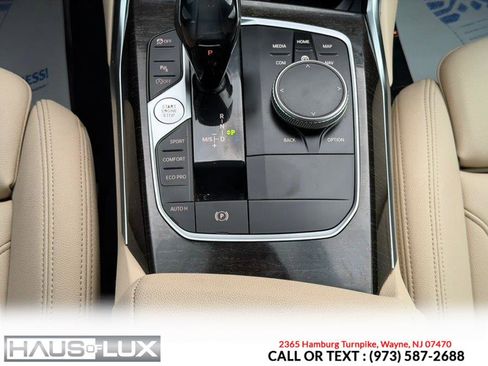 Used 2021 BMW 330i xDrive Sedan w/ Premium Package AWD/4WD image 23