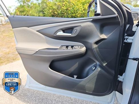 New 2026 Buick Envista Avenir FWD image 19