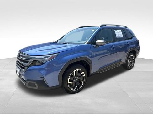 Used 2026 Subaru Forester Limited AWD/4WD image 3