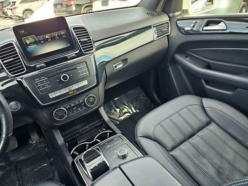 Used 2018 Mercedes-Benz GLE 350 4MATIC image 33