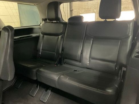 Used 2025 Ford Expedition Active AWD/4WD image 15