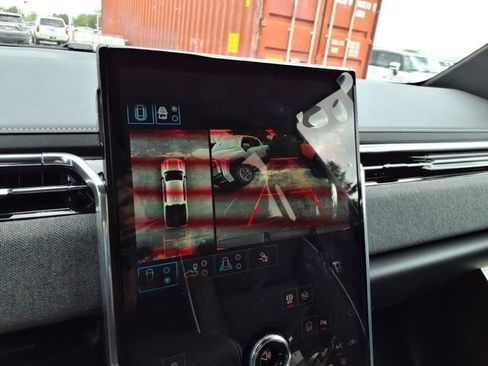 New 2026 GMC Sierra EV Elevation image 32