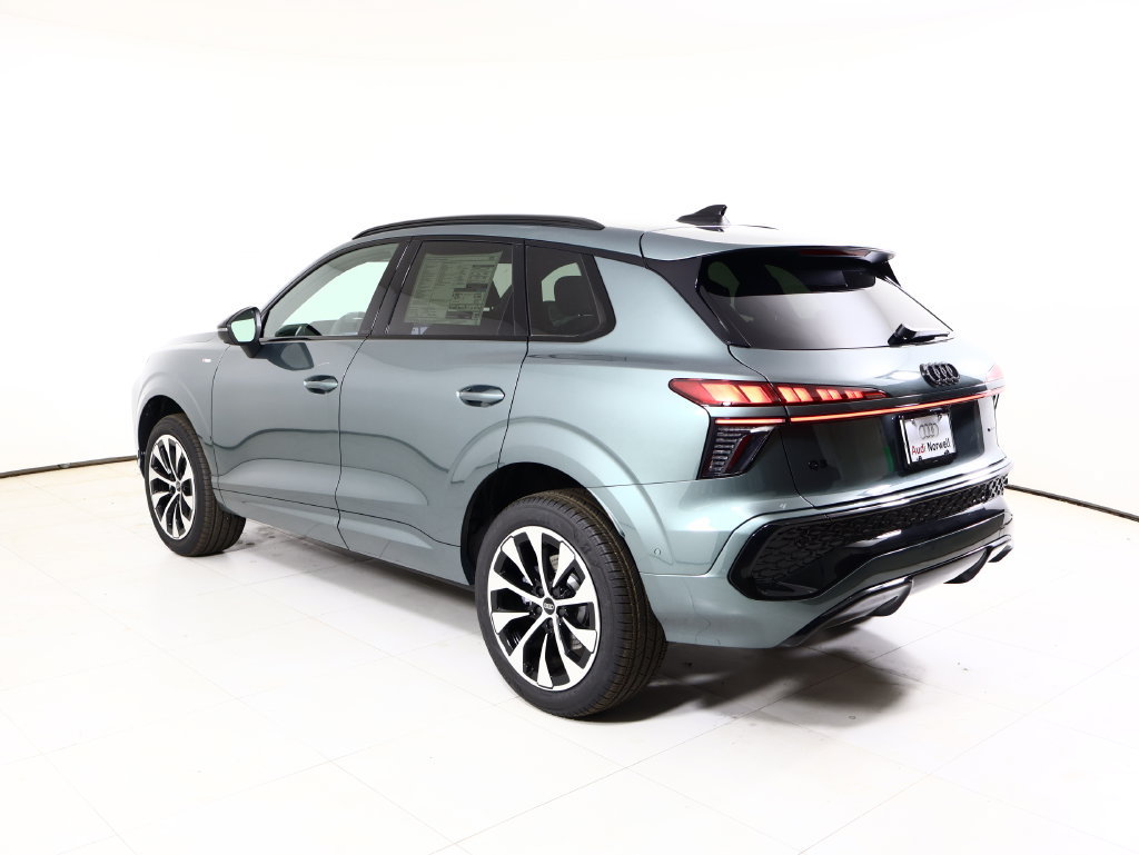 Used 2026 Audi Q3 quattro 2.0T AWD/4WD image 3