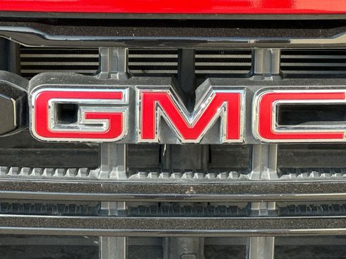 Used 2021 GMC Canyon Elevation image 36