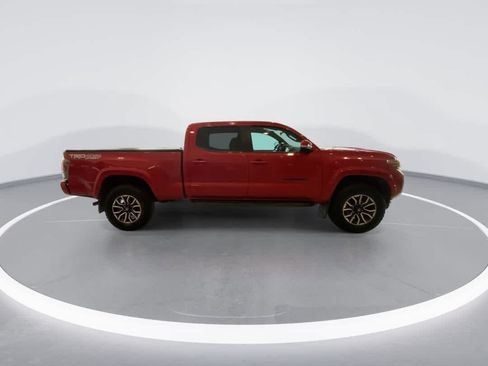 Used 2021 Toyota Tacoma TRD Sport AWD/4WD image 9