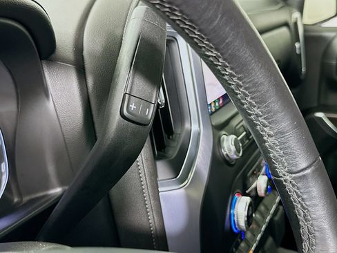 Used 2019 GMC Sierra 1500 SLT RWD image 17