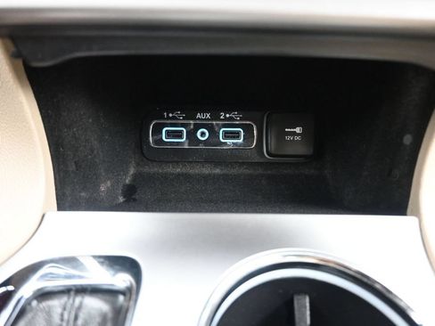 Used 2019 Jeep Grand Cherokee Limited AWD/4WD image 22