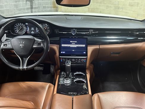 Used 2022 Maserati Quattroporte Modena Q4 image 43