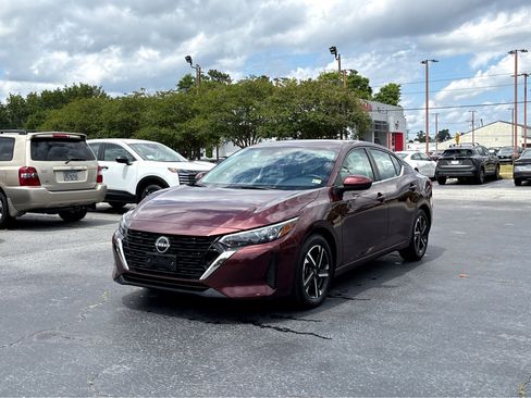 Used 2024 Nissan Sentra SV FWD image 3