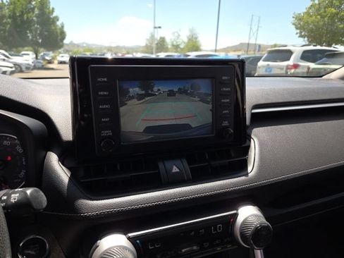 Used 2019 Toyota RAV4 XLE w/ All Weather Liner Package FWD image 39