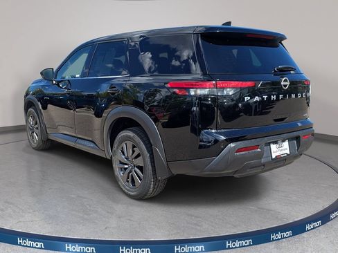 Used 2024 Nissan Pathfinder S AWD/4WD image 8