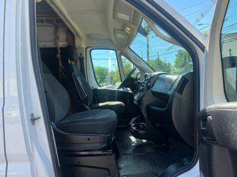 Used 2018 RAM ProMaster 2500 FWD image 27
